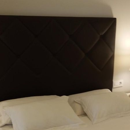 Apartamentos Marina Beach Valenza Esterno foto